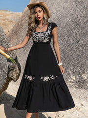Bohemia A-Line Loose Embroidered U-Neck Midi Dresses
