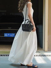 Pleated Solid Color Split-Joint Loose Sleeveless Round-Neck Maxi Dresses