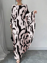 Batwing Sleeves Loose Contrast Color Printed Round-Neck Maxi Dresses