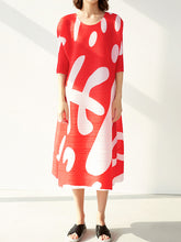 Pleated Print Half Sleeves Loose Round-neck Midi Dresses