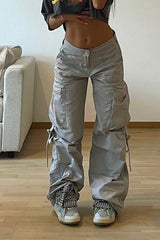 Street style pants with large pockets