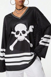 loose long-sleeved T-shirt