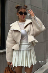 Wide sleeves Short jacket
