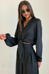 Two-piece casual suit V neck and high waist trousers