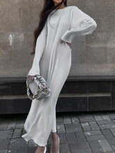 Pleated Solid Color Long Sleeves Loose Round-neck Maxi Dresses