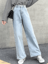 Light Wash Relaxed Boyfriend Jeans