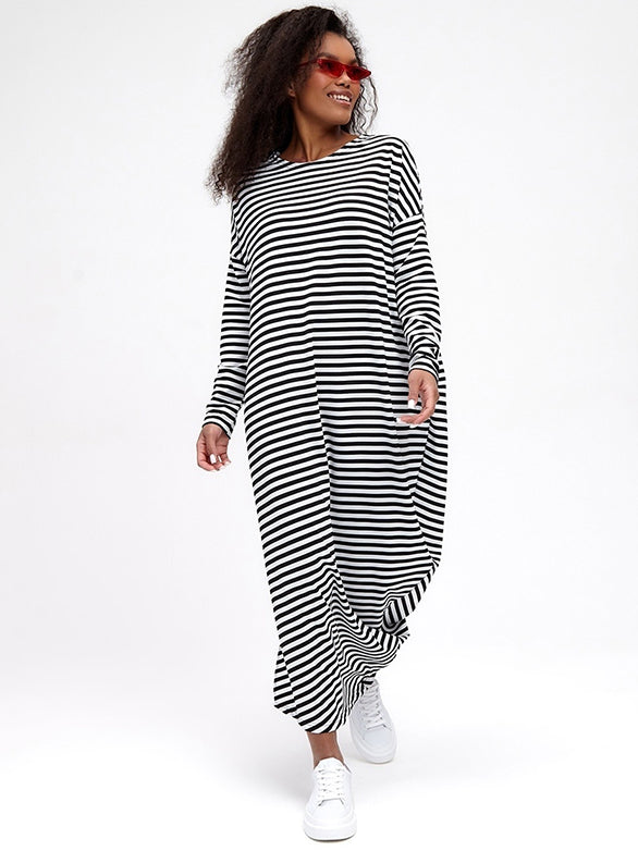Batwing Sleeves Striped Round-Neck Maxi Dresses