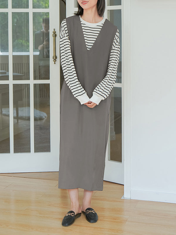 Casual A-Line Sleeveless Solid Color V-Neck Midi Dresses