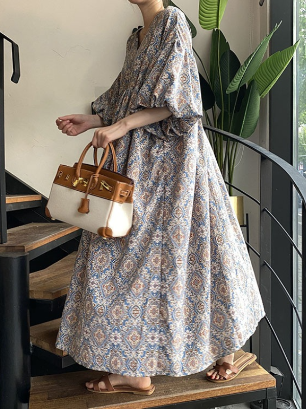 Vintage Floral Printed V-Neck Pleated Puff Sleeves Midi Dress