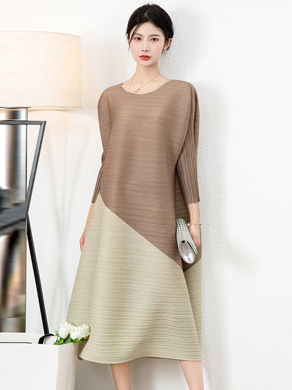 Original Contrast Color Split-Joint Round-Neck Pleated Midi Dress