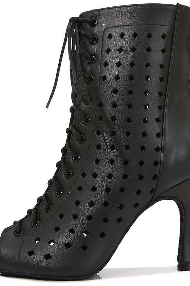 lace-up fish mouth boots
