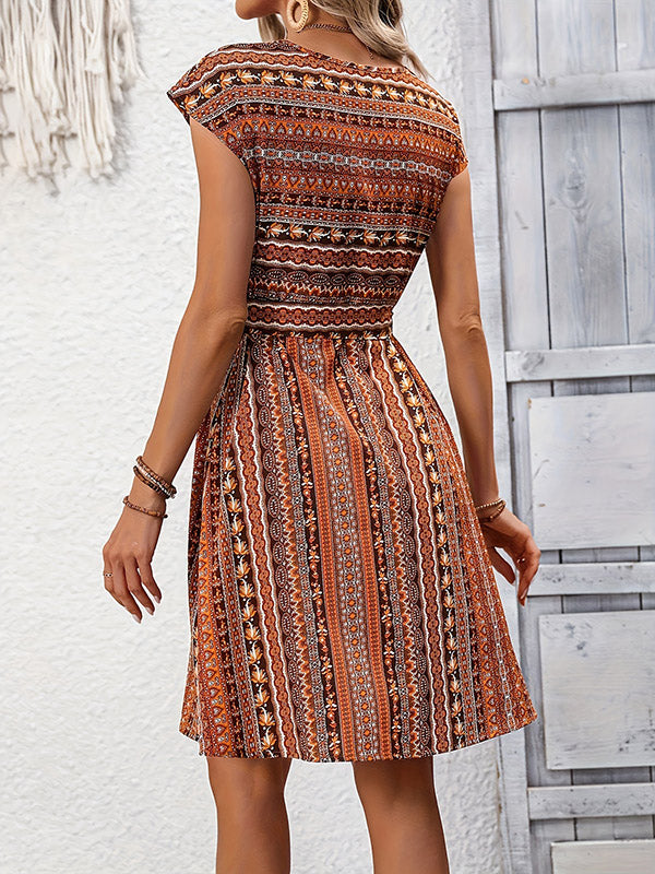 Contrast Color Tied Waist A-Line Loose Round-Neck Mini Dresses