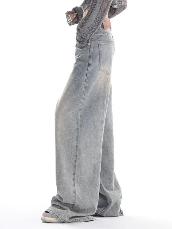 Vintage Light Wash High Rise Boyfriend Jeans