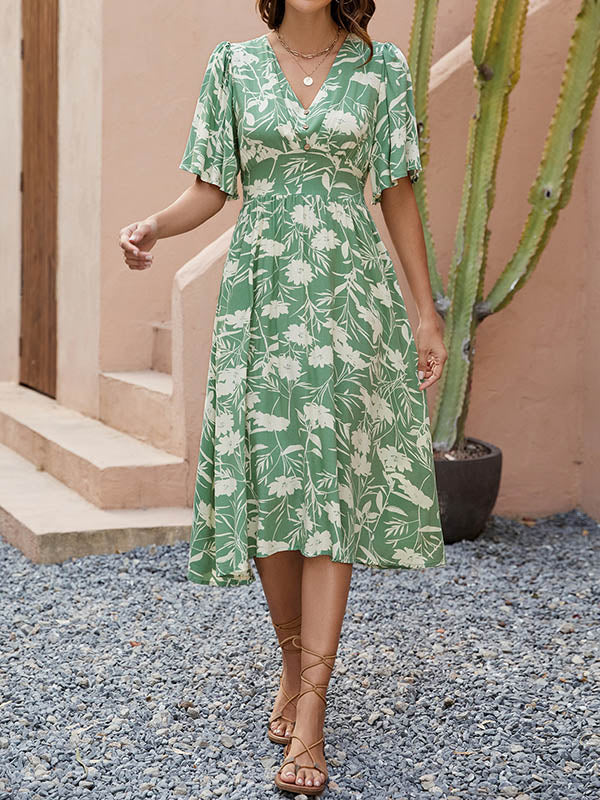 Buttoned Contrast Color Pleated A-Line Half Sleeves V-Neck Midi Dresses