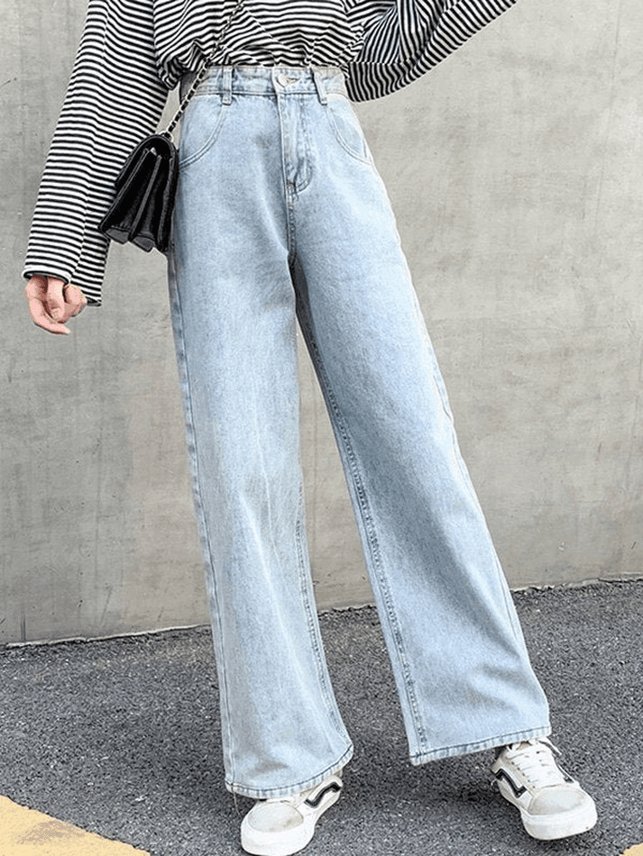 Light Wash Relaxed Boyfriend Jeans