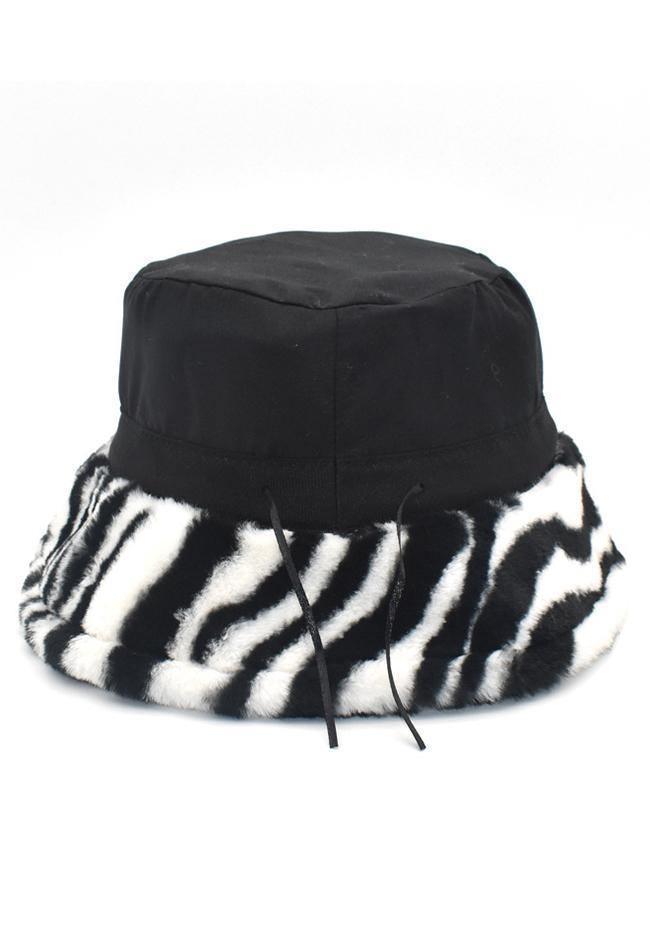 Printed Fuzzy Warm Bucket Hat