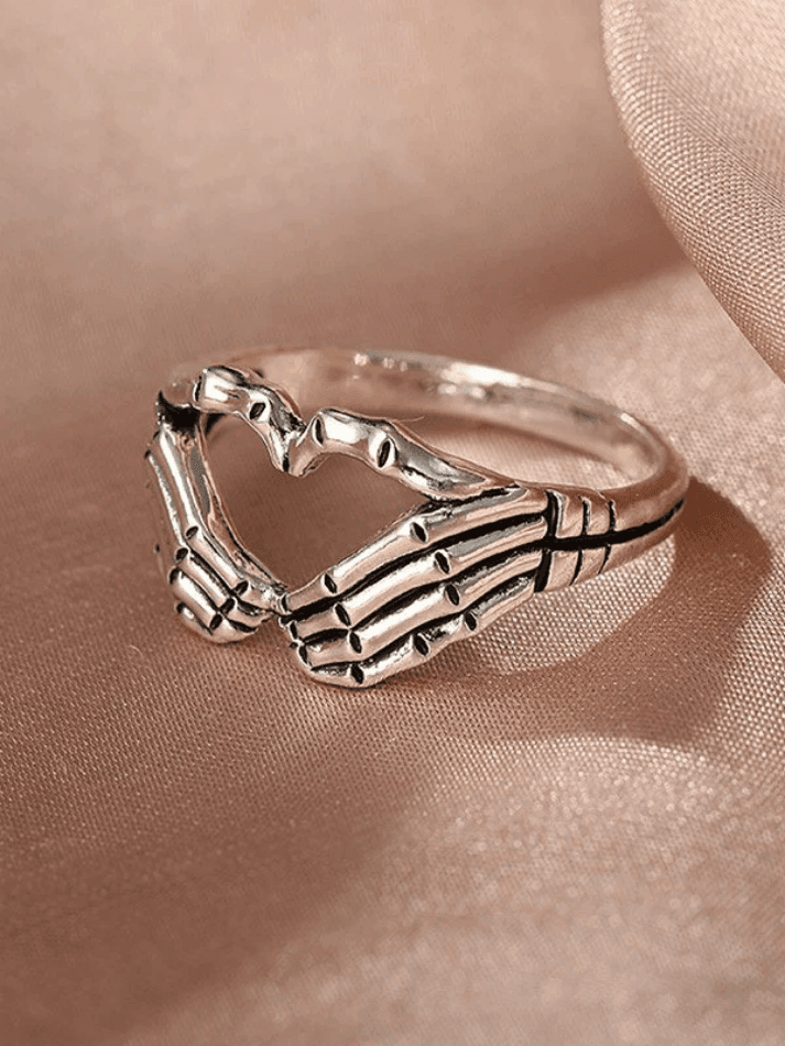 Skull Heart Pattern Ring