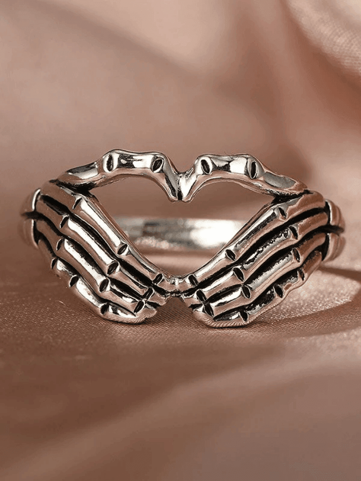 Skull Heart Pattern Ring
