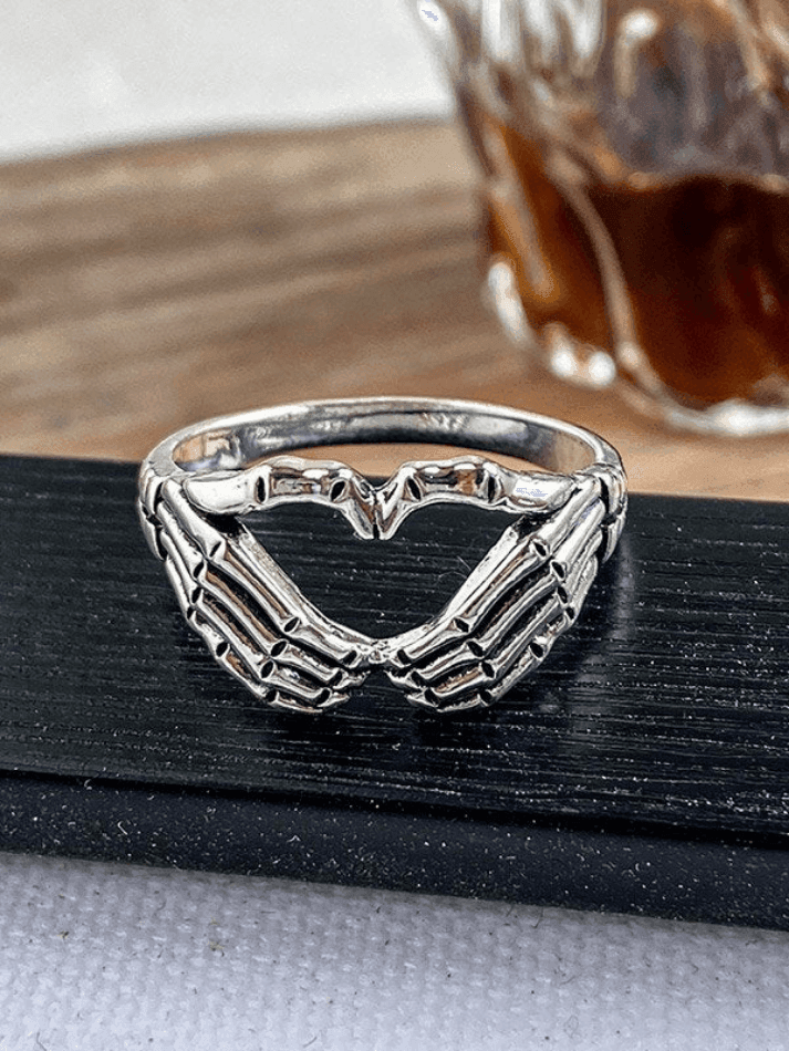 Skull Heart Pattern Ring