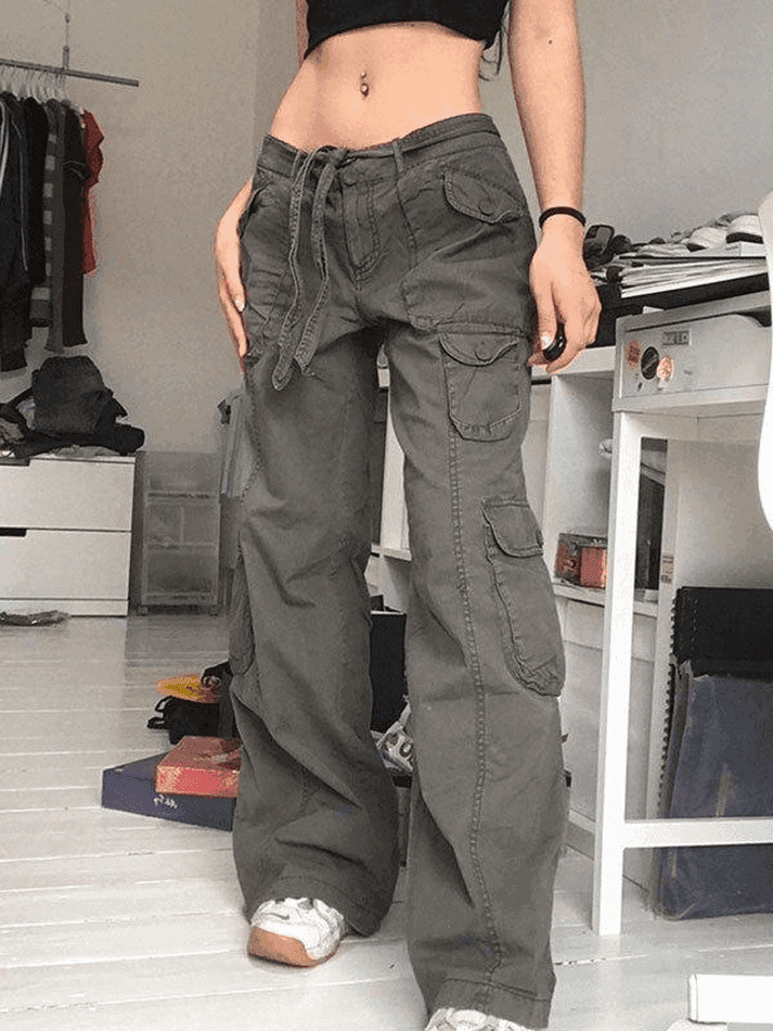 Washed Pocket Patched Cargo Jeans