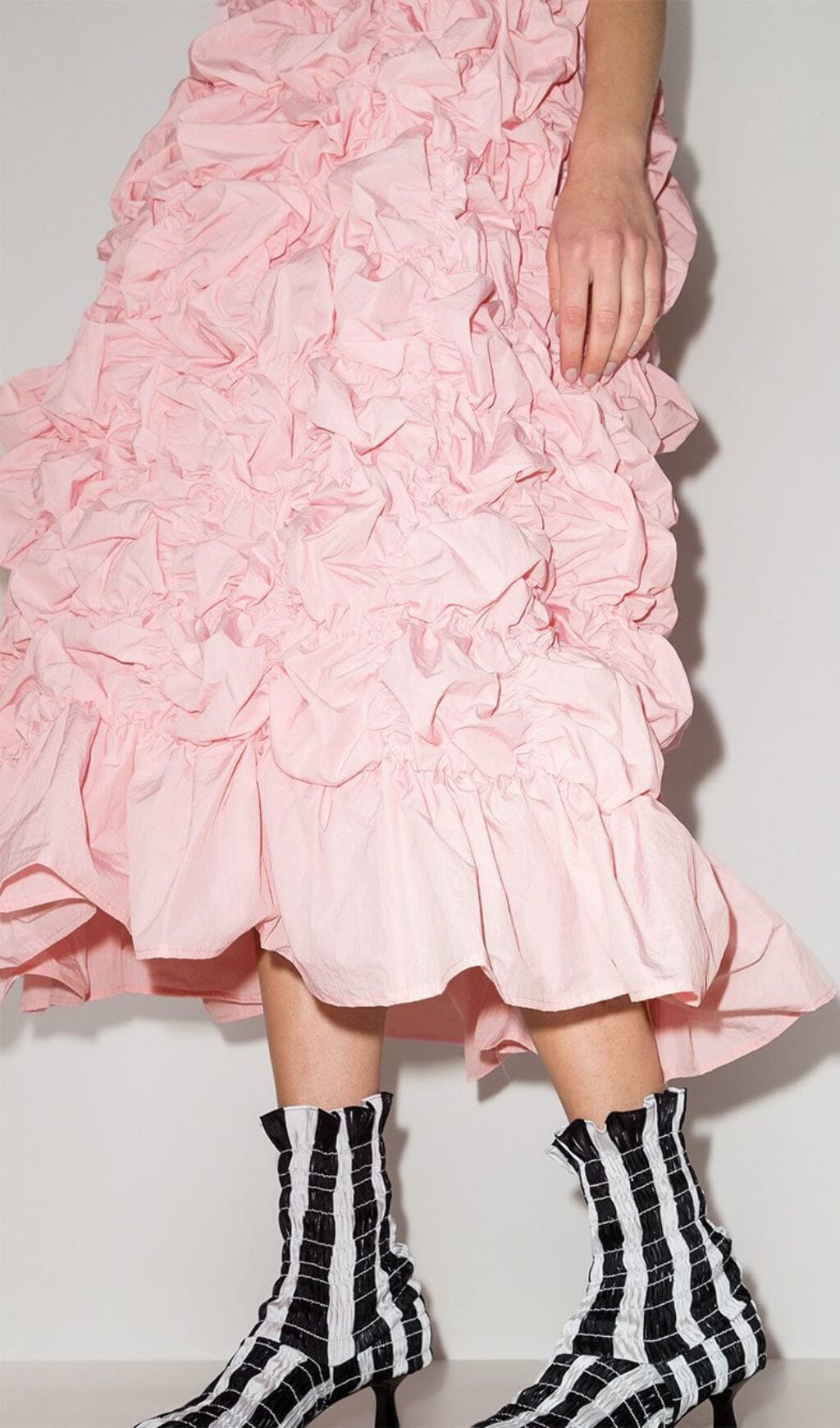 FOLDING RUFFLED MIDI DRESS IN PINK