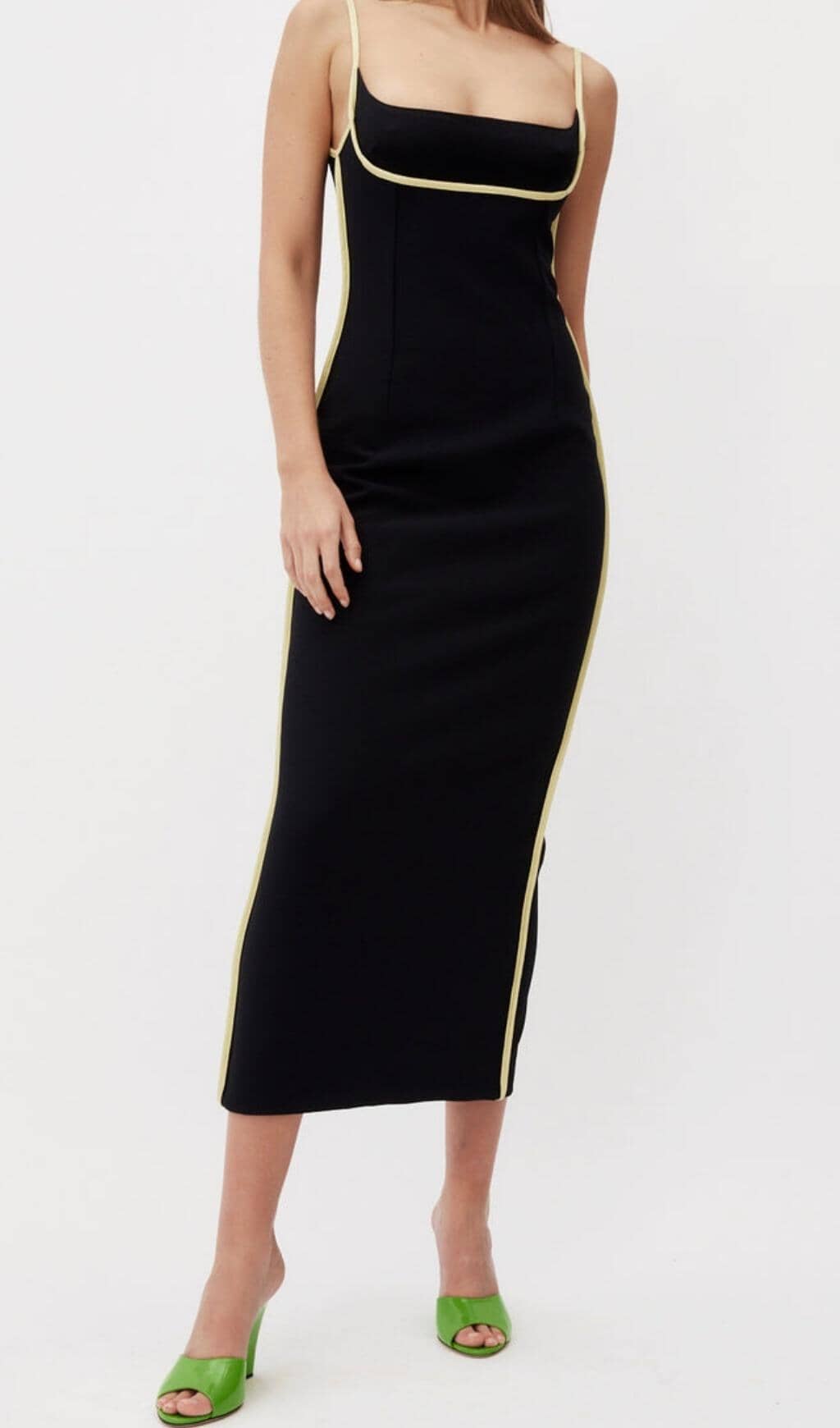 BANDAGE BACKLESS MIDI DRESS IN BLACK