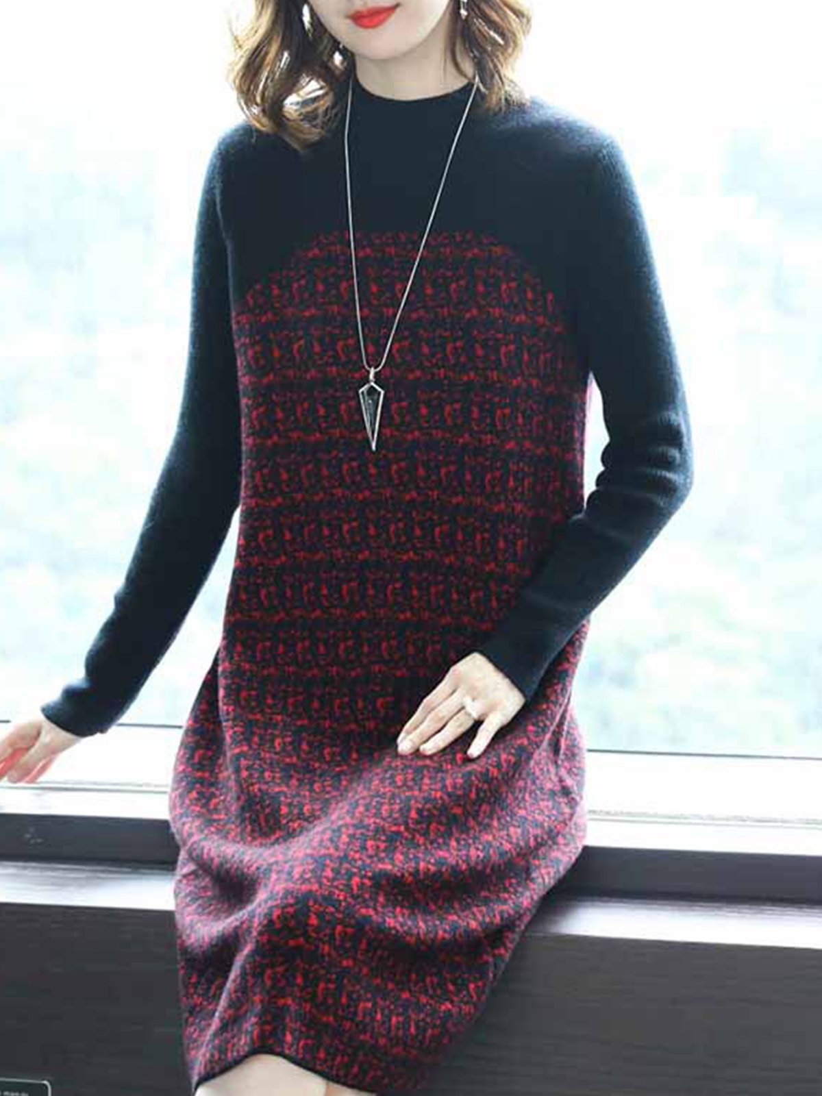 Abstract Paneled Long Sleeve Knitted Dress