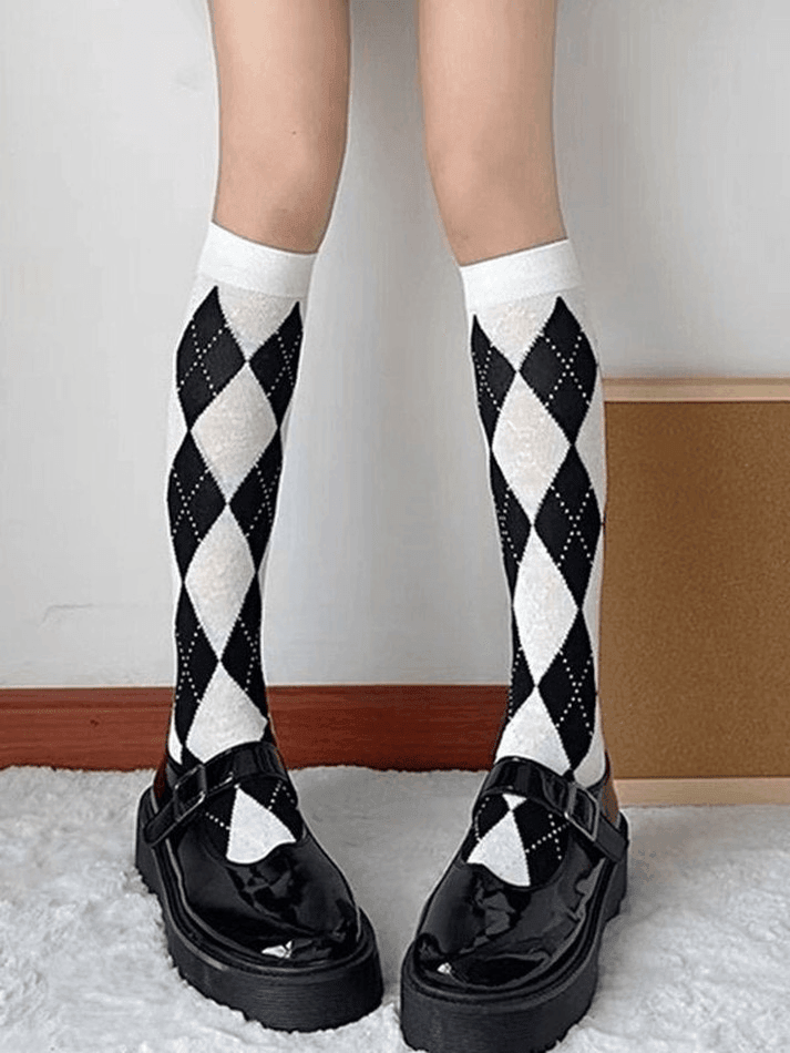 Argyle Pattern Knee High Socks