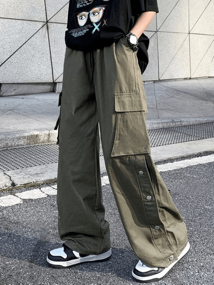 Buttoned Pocket Patch Cargo Pants