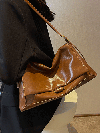 PU Solid Shoulder Bag